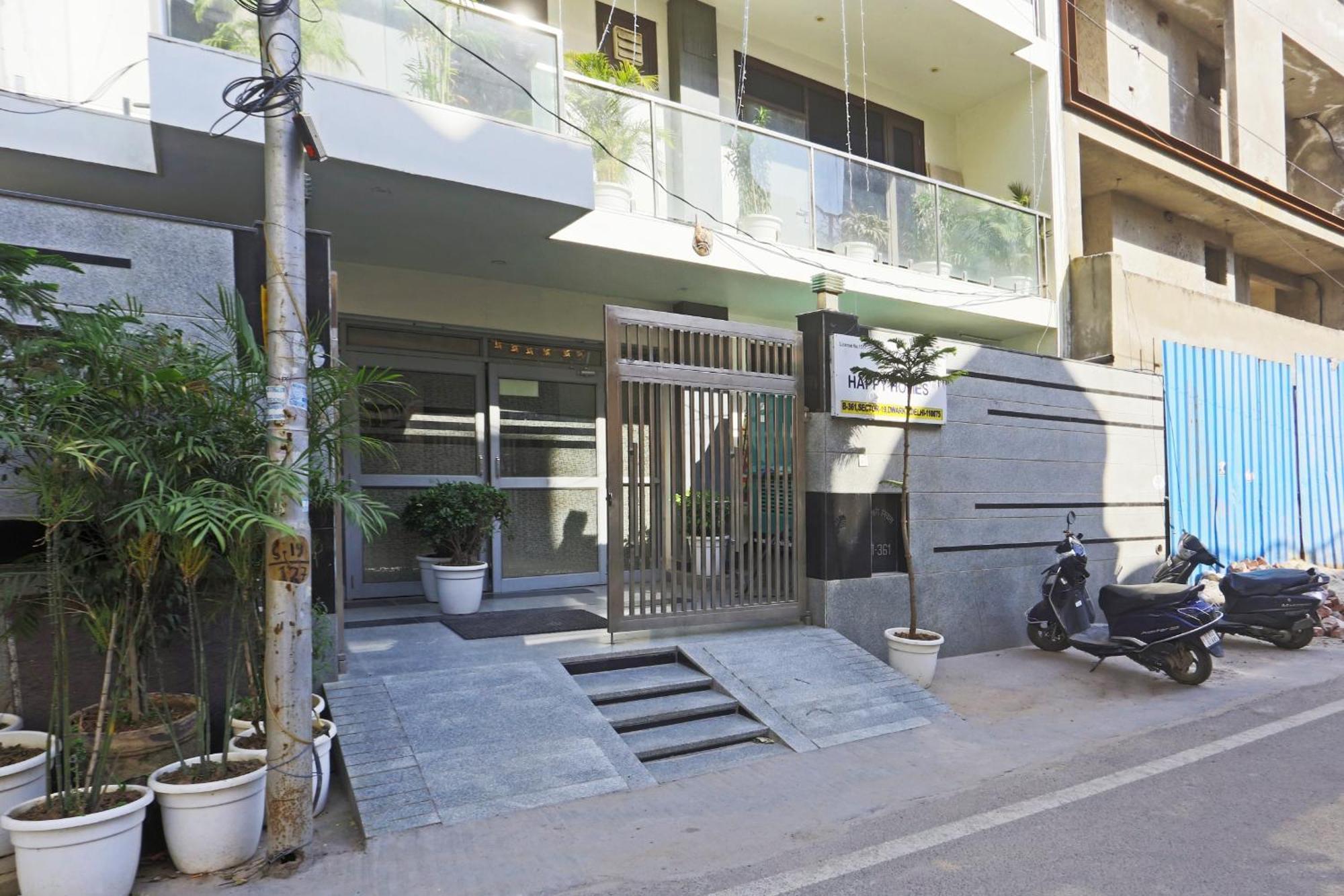Hotel Aerostar Gold - Opposite Max Healthcare Deli Exterior foto